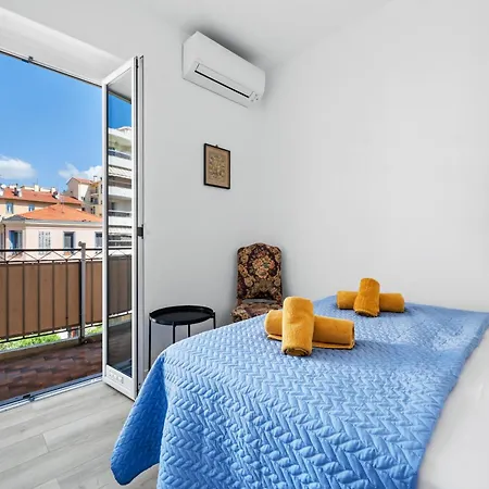 Le Botta, Spacieux Famillial, Centre De Menton, Jardins Bioves, A 5 Minutes De La Menton