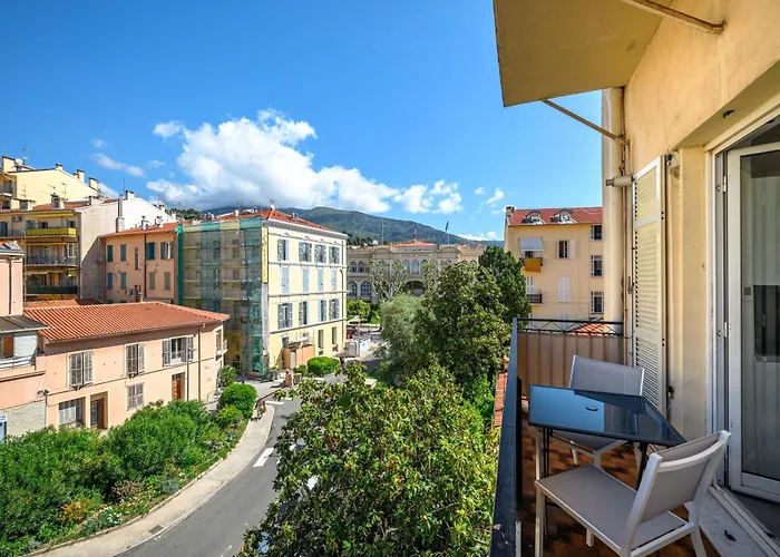 Le Botta, Spacieux Famillial, Centre De Menton, Jardins Bioves, A 5 Minutes De La Menton