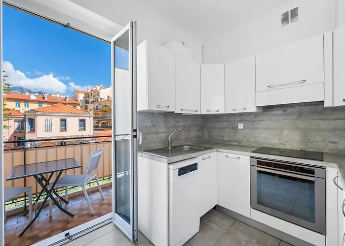 Le Botta, Spacieux Famillial, Centre De Menton, Jardins Bioves, A 5 Minutes De La Apartment Menton