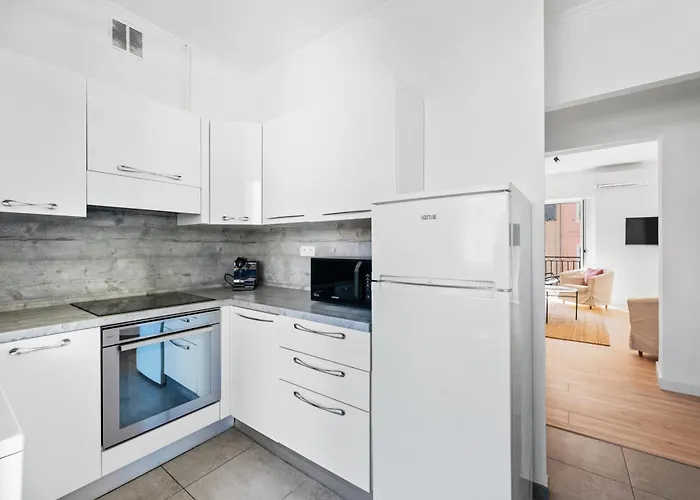 Le Botta, Spacieux Famillial, Centre De Menton, Jardins Bioves, A 5 Minutes De La Apartmán *