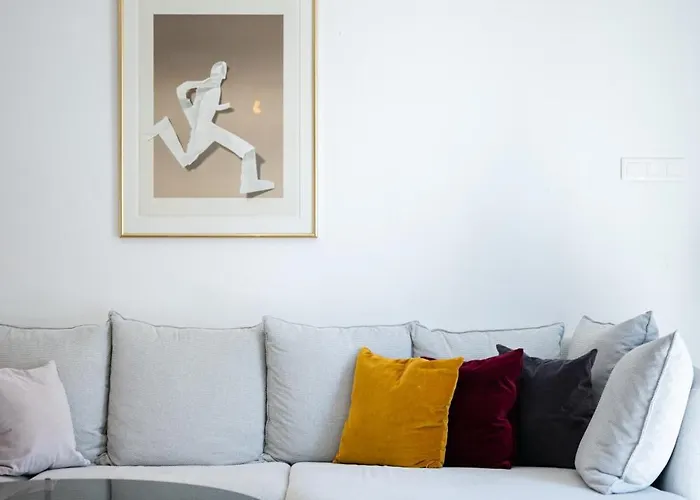 Le Botta, Spacieux Famillial, Centre De Menton, Jardins Bioves, A 5 Minutes De La * Menton