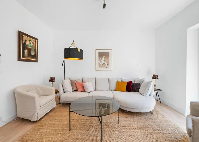 Le Botta, Spacieux Famillial, Centre De Menton, Jardins Bioves, A 5 Minutes De La * مينتون